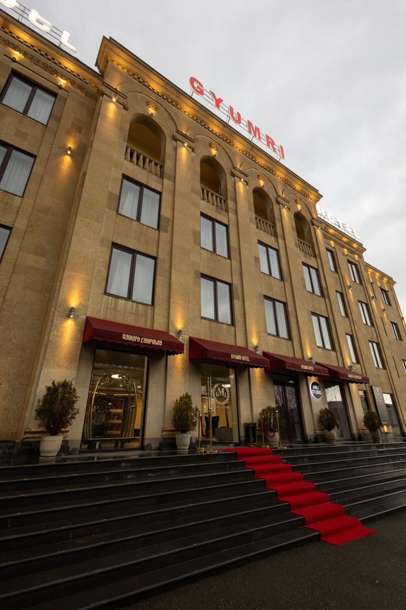 Gyumri Hotel Bagian luar foto