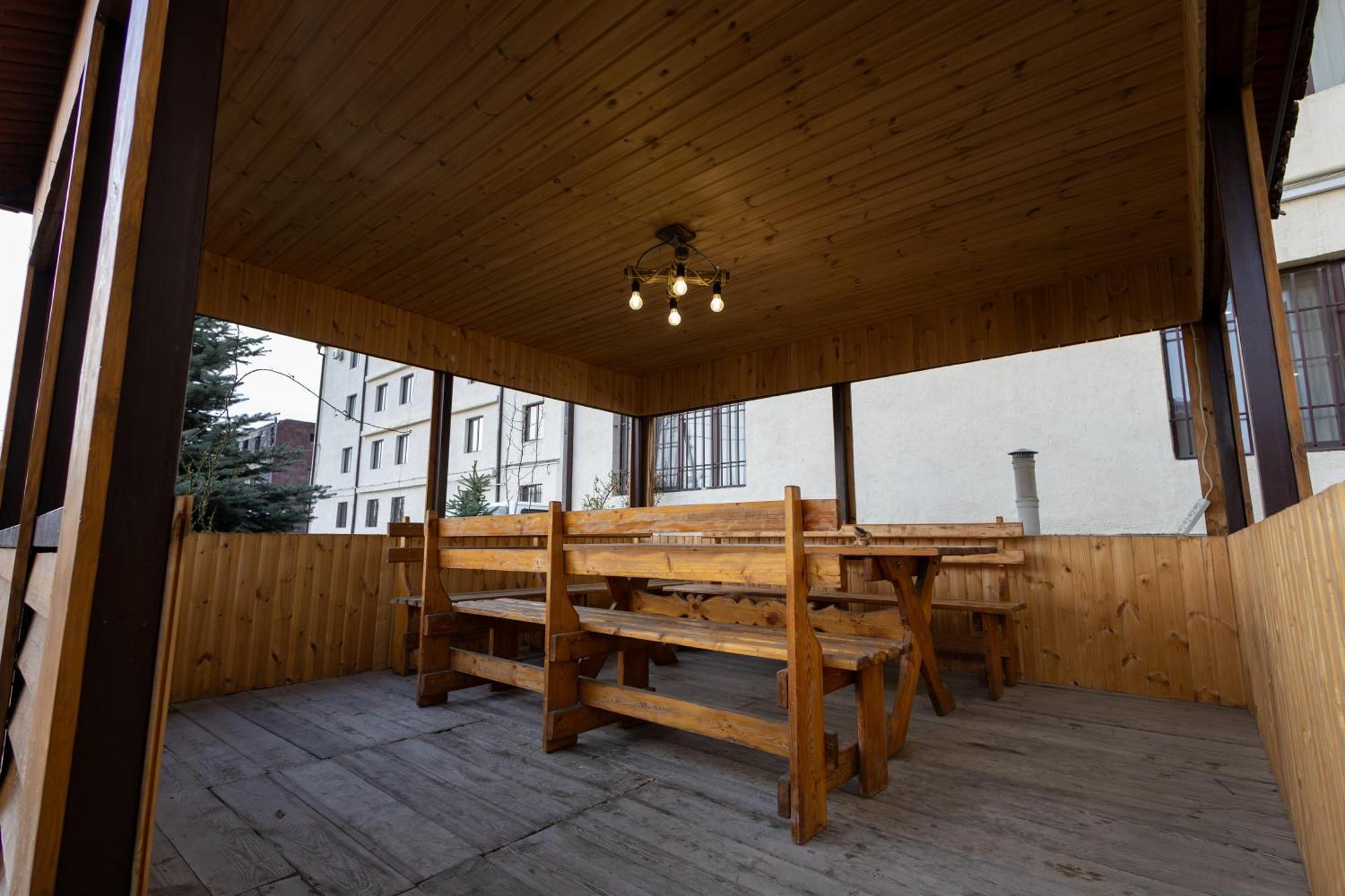Gyumri Hotel Bagian luar foto