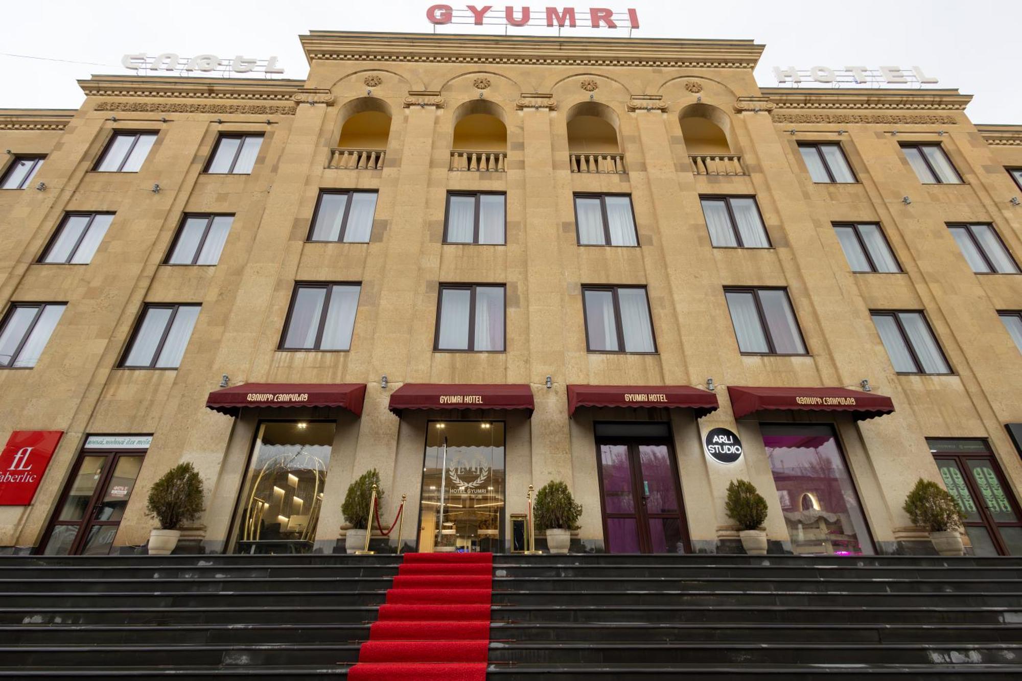 Gyumri Hotel Bagian luar foto