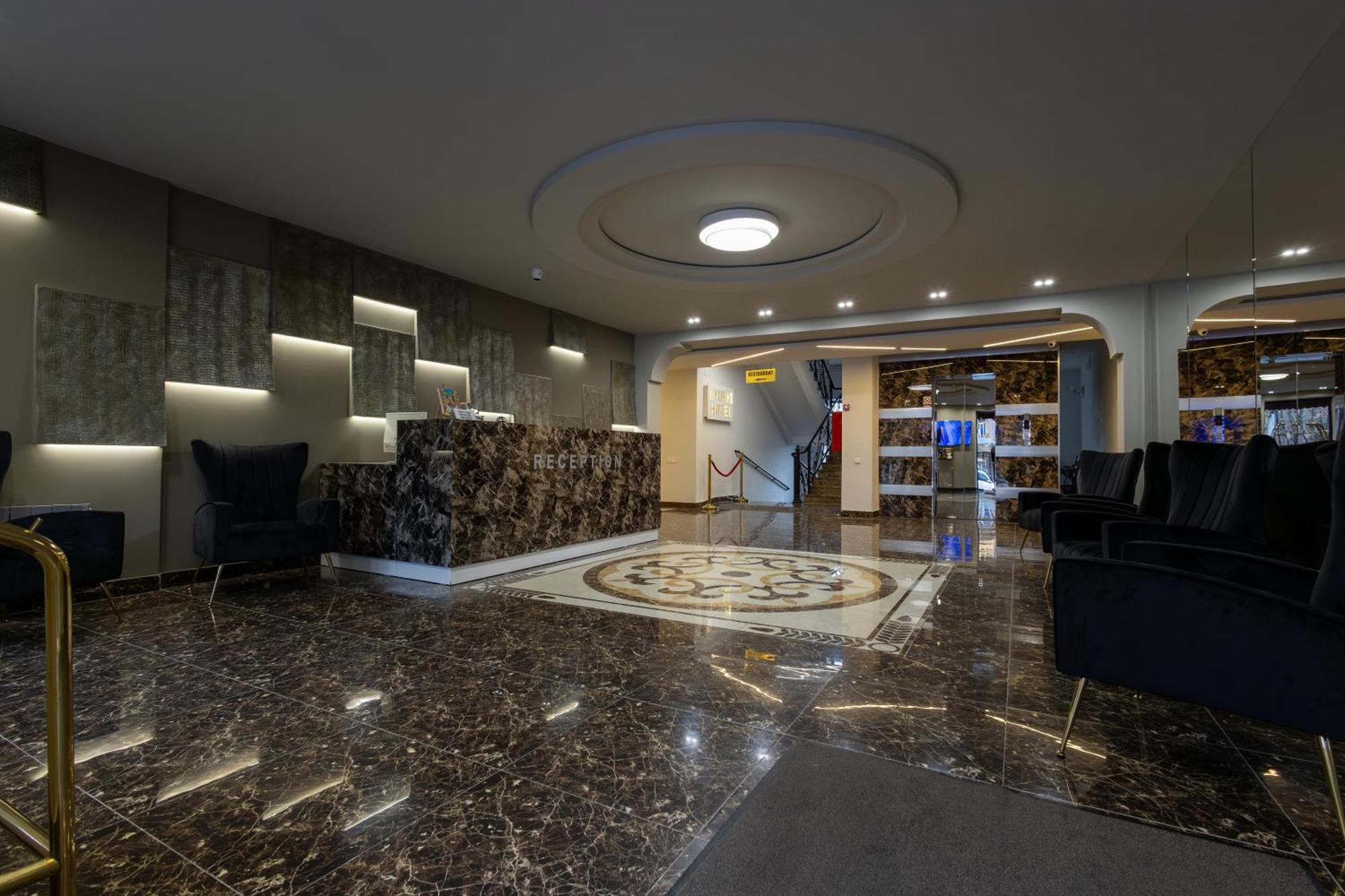 Gyumri Hotel Bagian luar foto