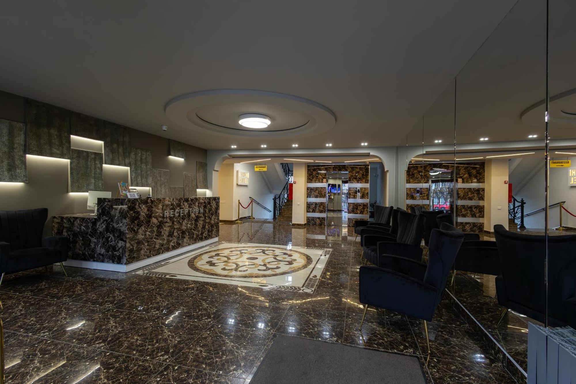 Gyumri Hotel Bagian luar foto