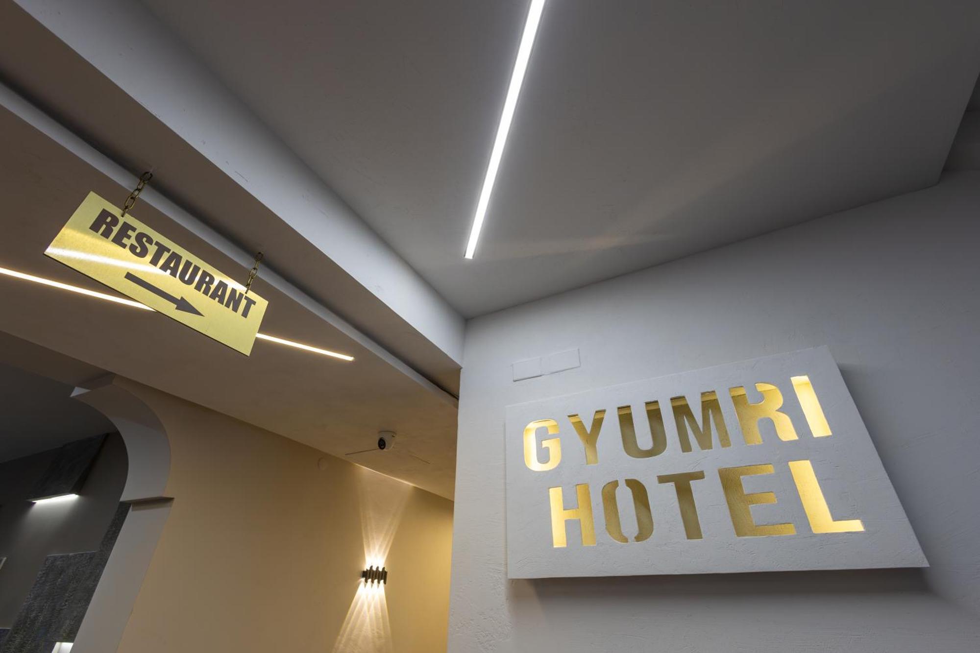 Gyumri Hotel Bagian luar foto